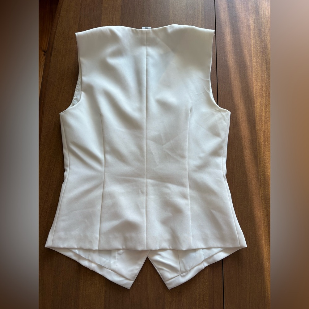 Sincerely Jules Cream Vest - Picture 5 of 6